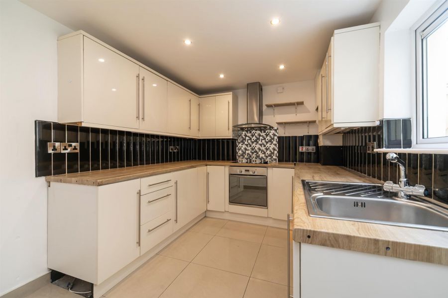 78 Mountpottinger Road