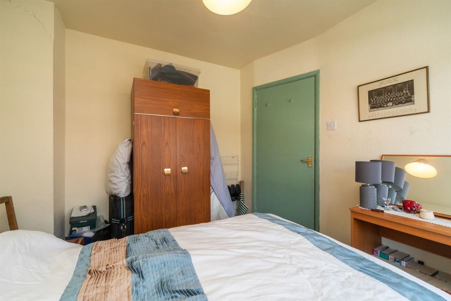 17 Orangefield Gardens
