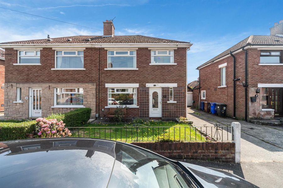 17 Orangefield Gardens