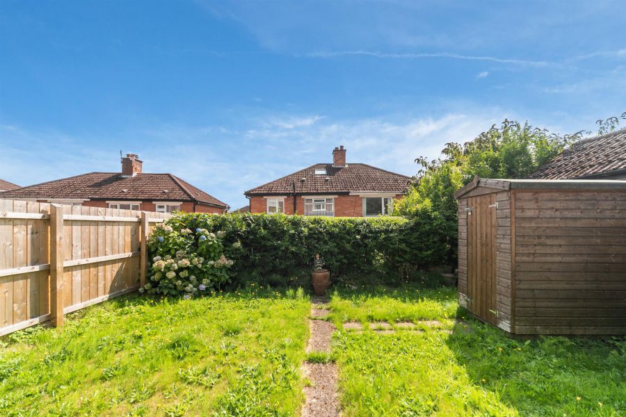 17 Orangefield Gardens
