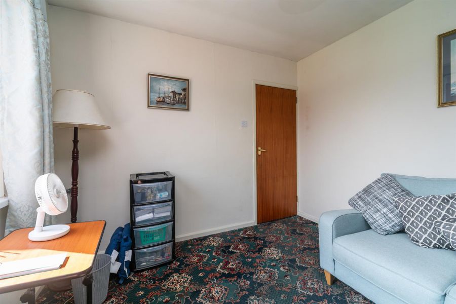 17 Orangefield Gardens