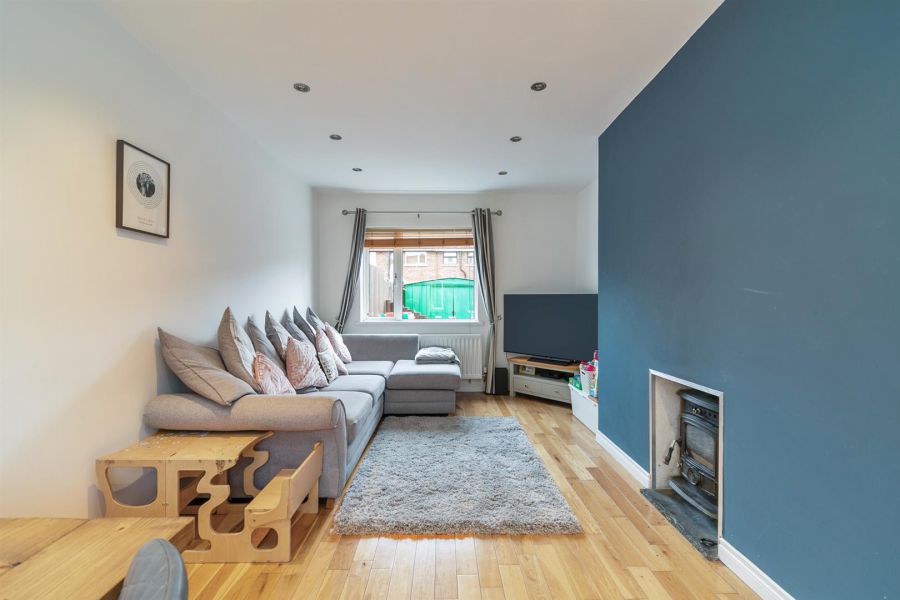 9 Knock Grove