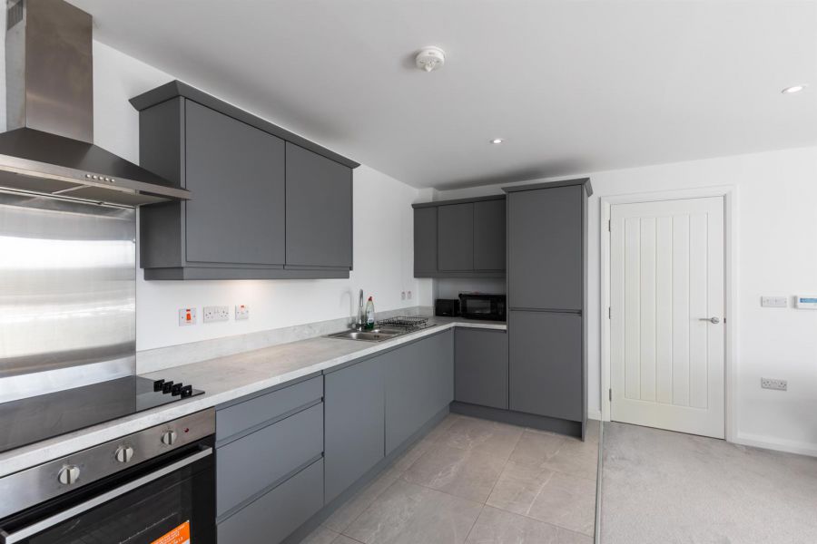 Apt 7, 1d Lewis Mews