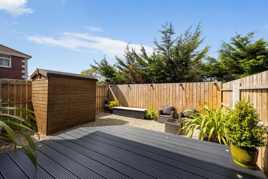 136 Ashmount Park