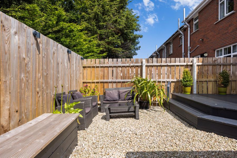 136 Ashmount Park