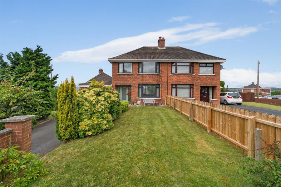 12 Glenview Crescent