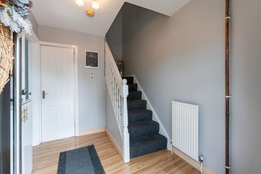 8 Avoniel Road