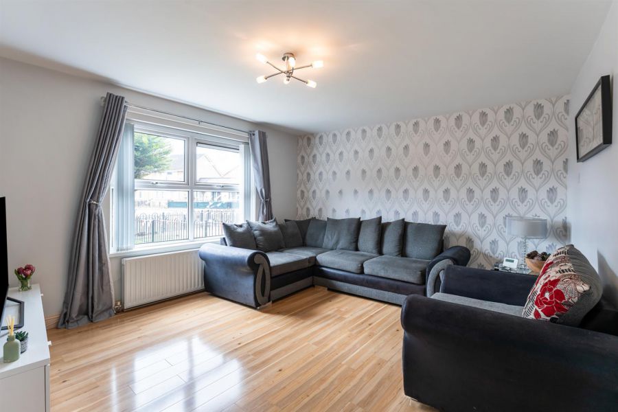 8 Avoniel Road