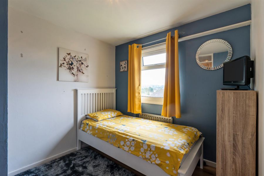 15 Claggan Park
