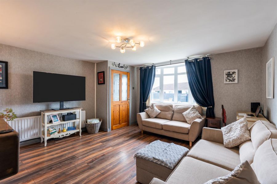 15 Claggan Park