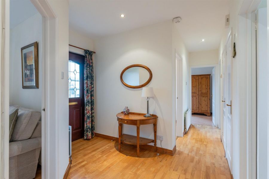 15 Grangewood Park