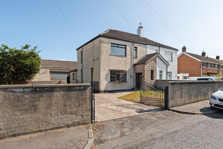 51 Larkfield Road
