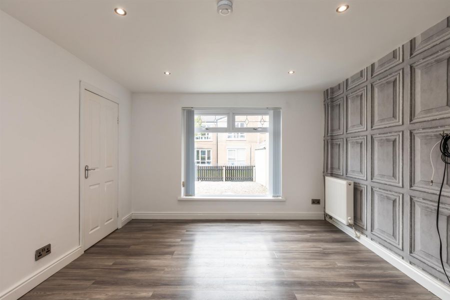 2 Kincraig Avenue