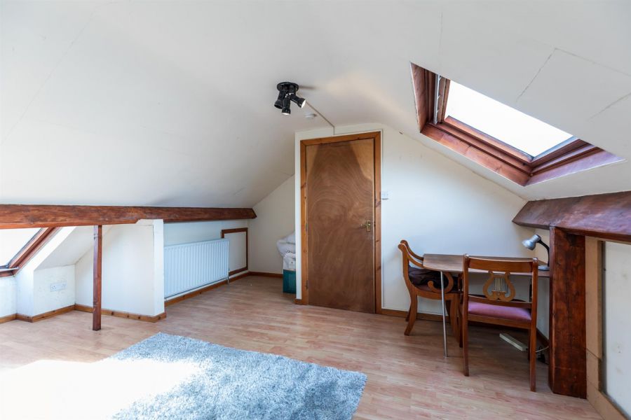 10A Summerhill Avenue