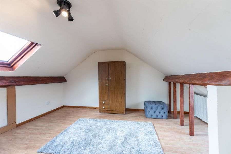 10A Summerhill Avenue