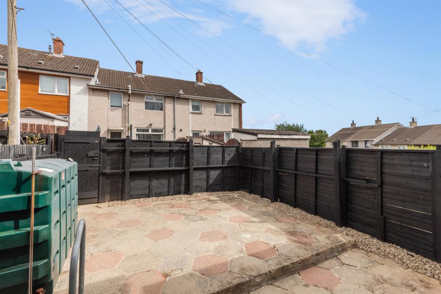 2 Claggan Park