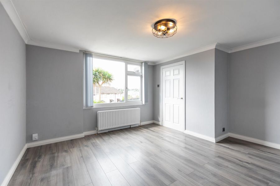 2 Claggan Park