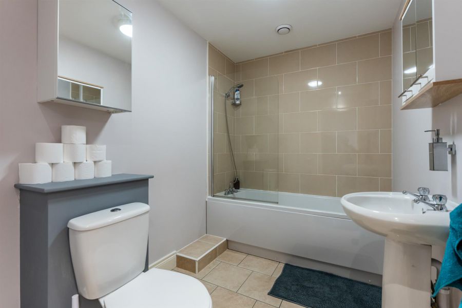 Apt 2, 15 Galway Park