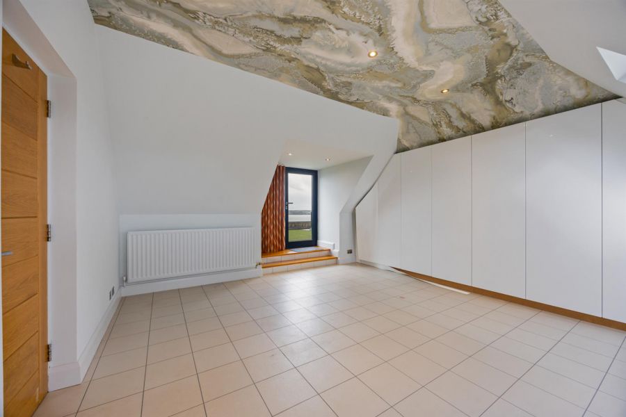 18 Larch Hill, Bangor Road