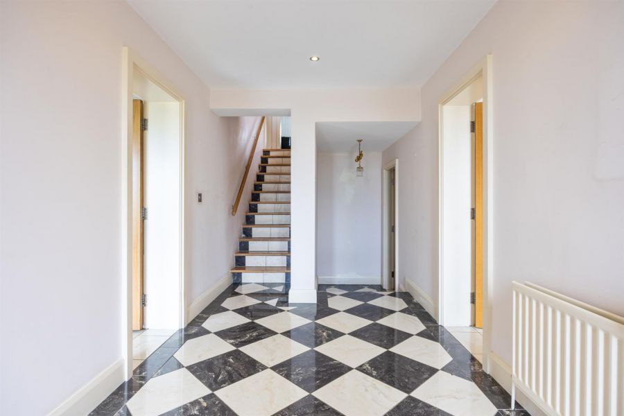 18 Larch Hill, Bangor Road