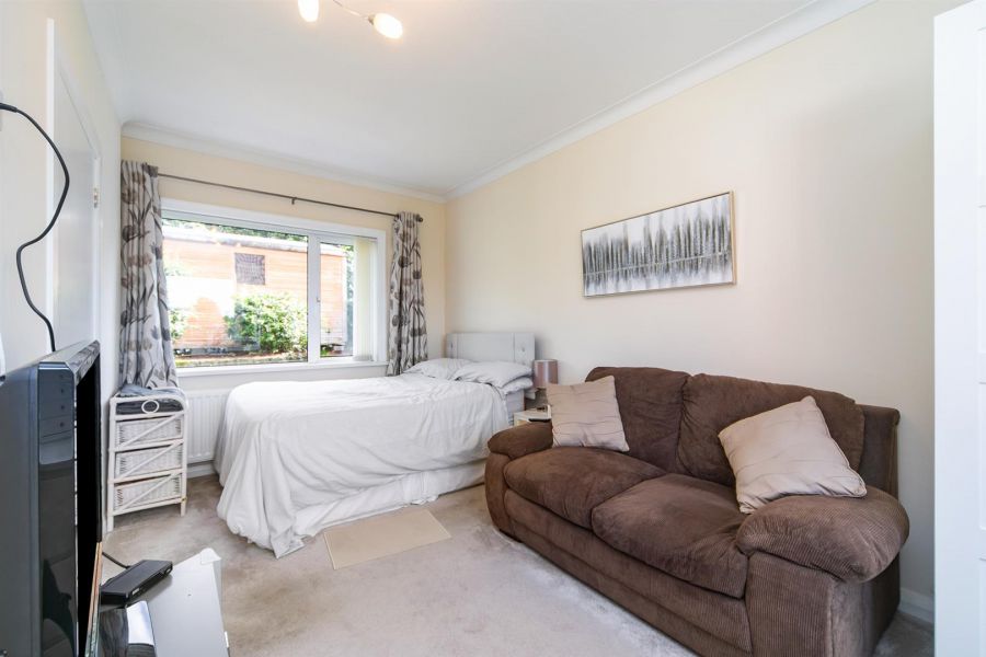 1 Glenmillan Drive