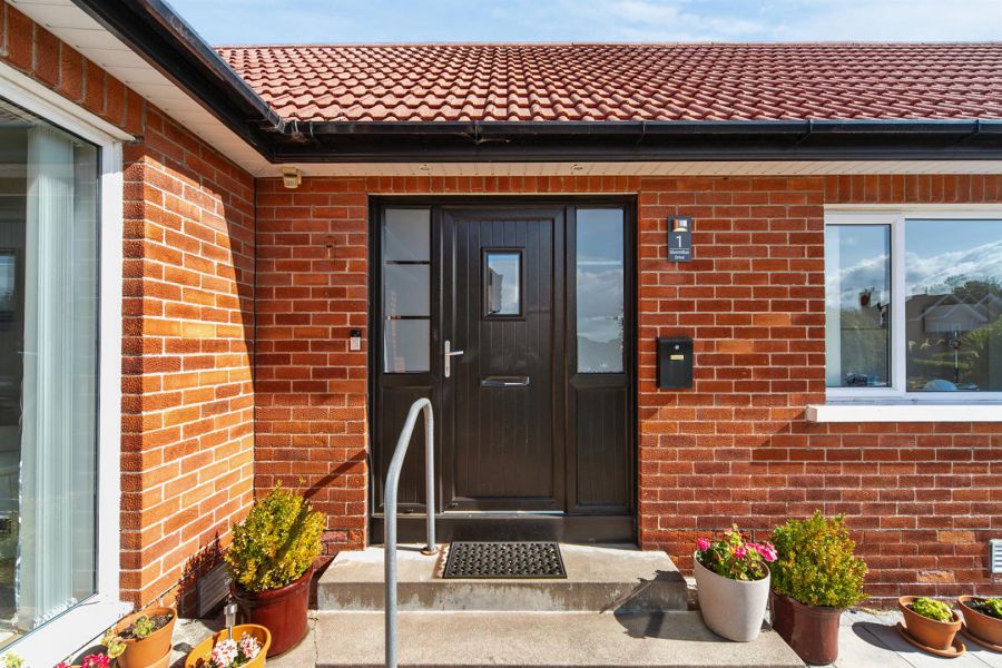 1 Glenmillan Drive 1 Glenmillan Drive