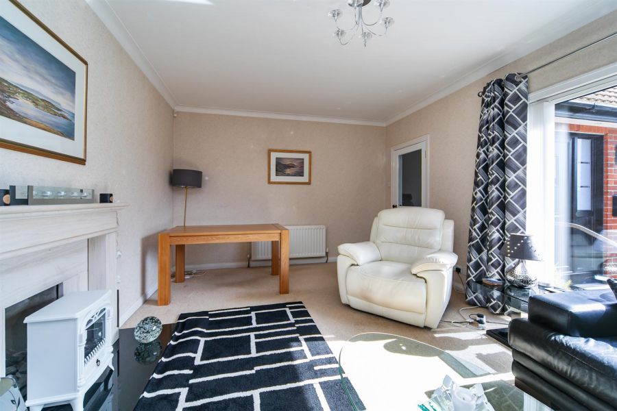 1 Glenmillan Drive 1 Glenmillan Drive
