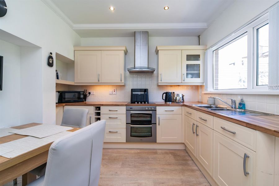 1 Glenmillan Drive