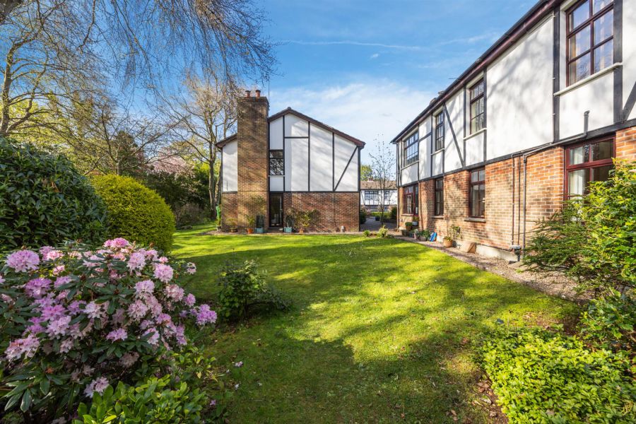 14 The Stables, Cairnburn Gardens