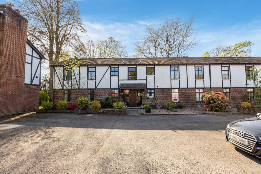 14 The Stables, Cairnburn Gardens