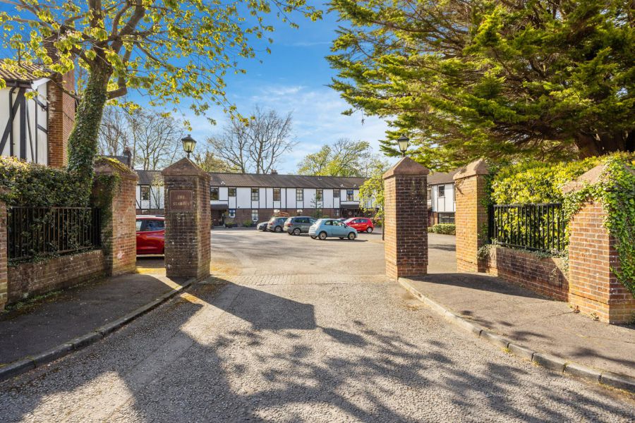 14 The Stables, Cairnburn Gardens