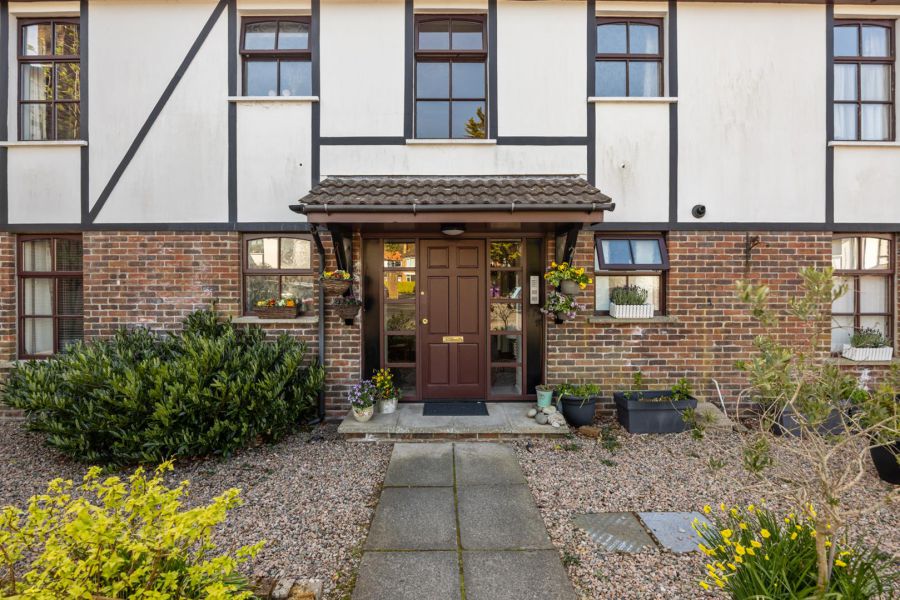 14 The Stables, Cairnburn Gardens