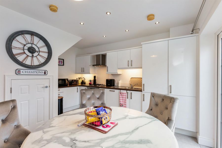 23 Millmount Village Square