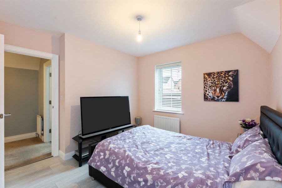 23 Millmount Village Square