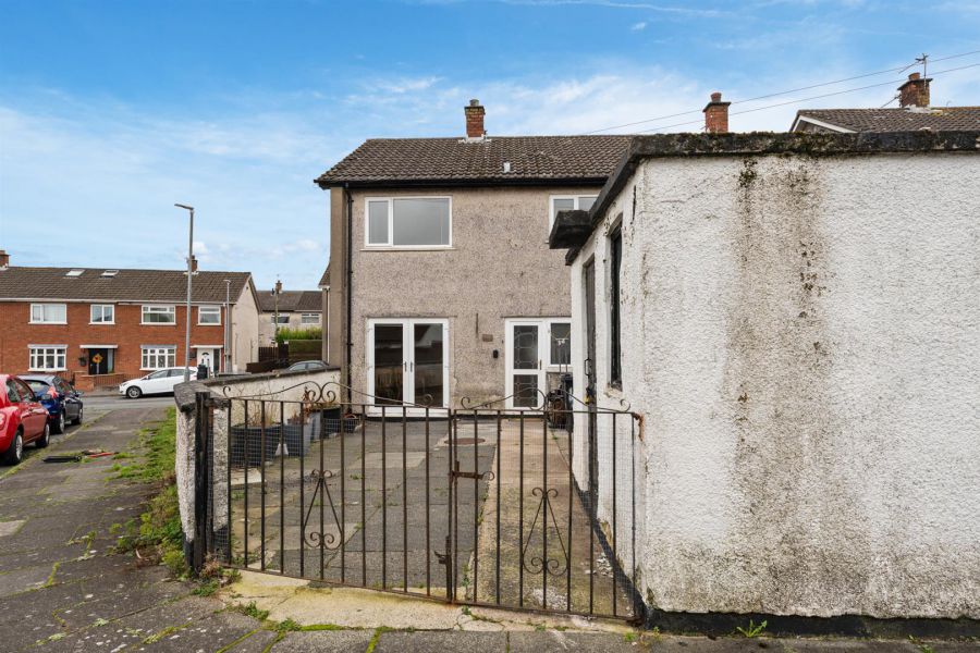 44 Enler Park Central