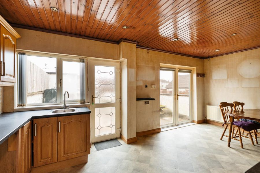 44 Enler Park Central