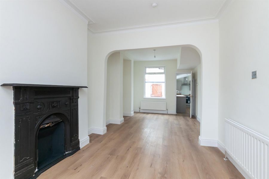 21 Sinclair Street