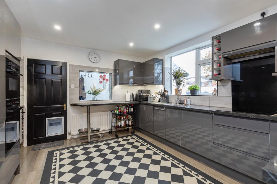 49 Larkfield Road