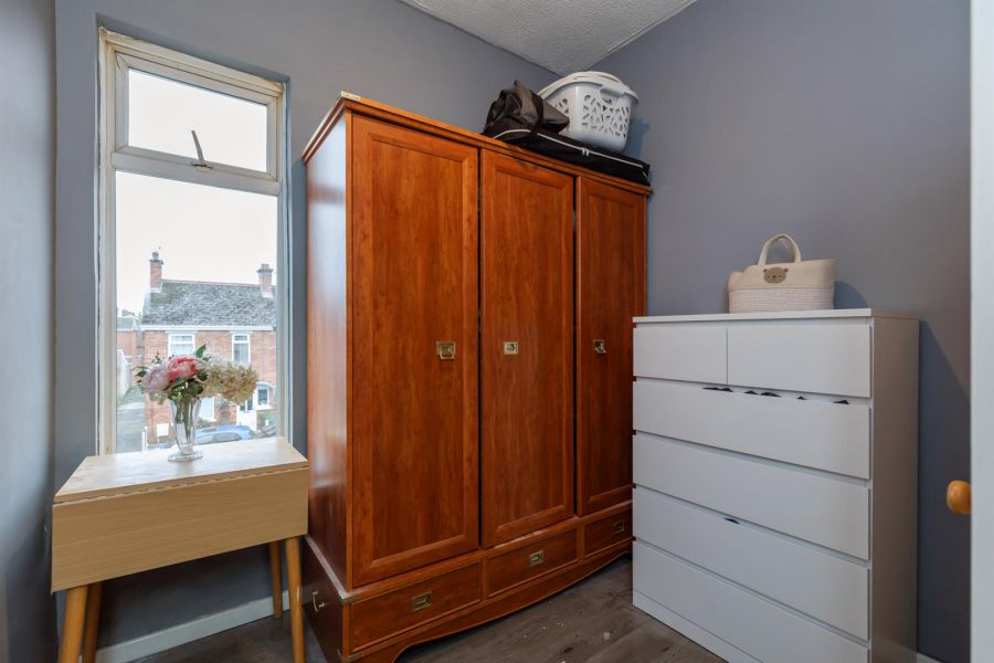 49 Larkfield Road