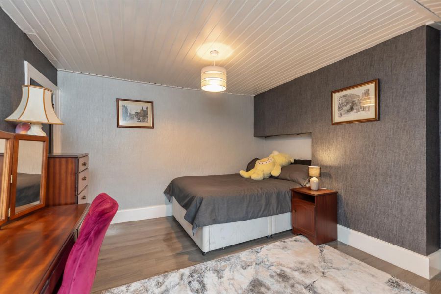 49 Larkfield Road