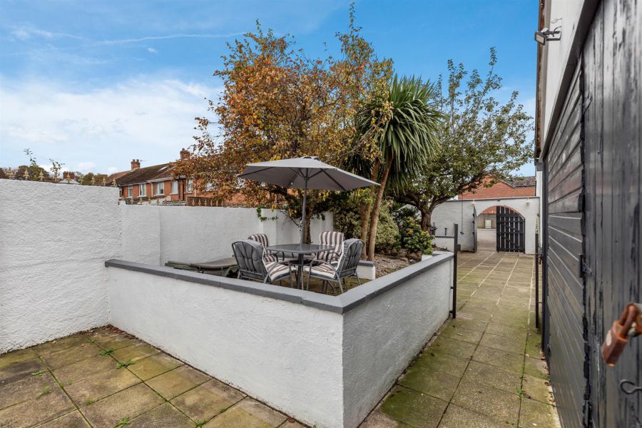 49 Larkfield Road