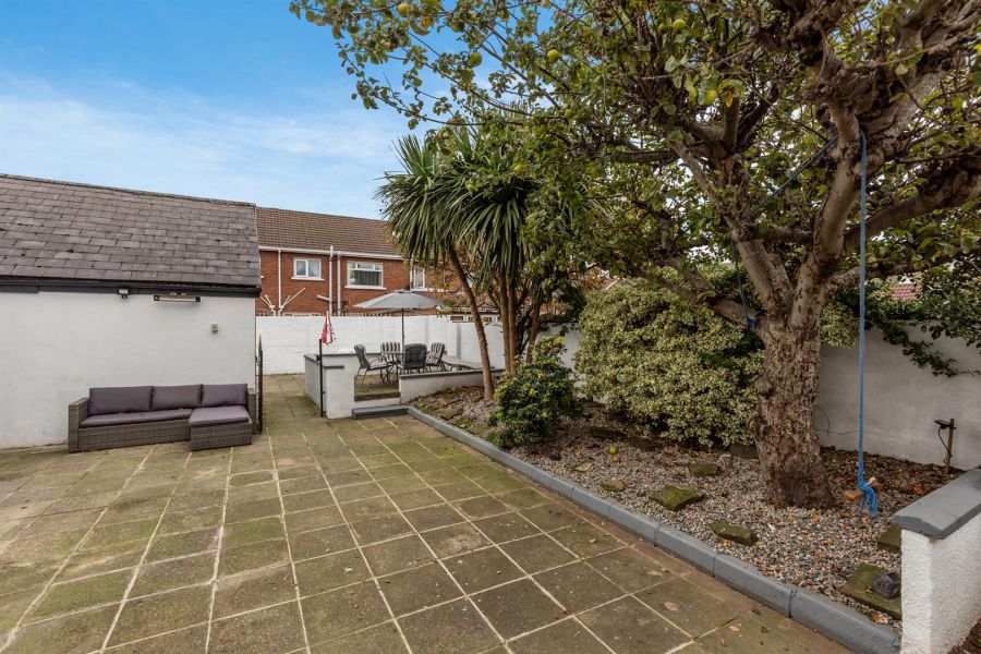 49 Larkfield Road