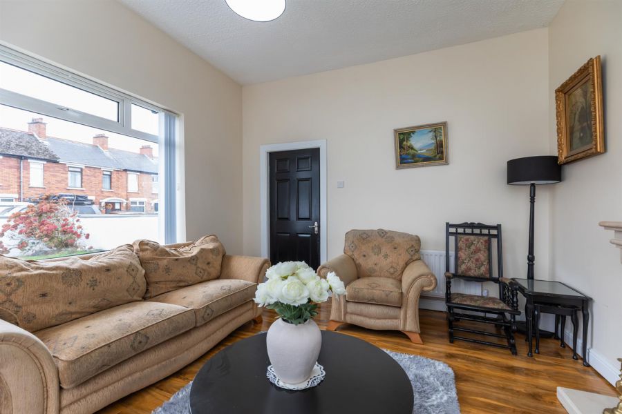 49 Larkfield Road