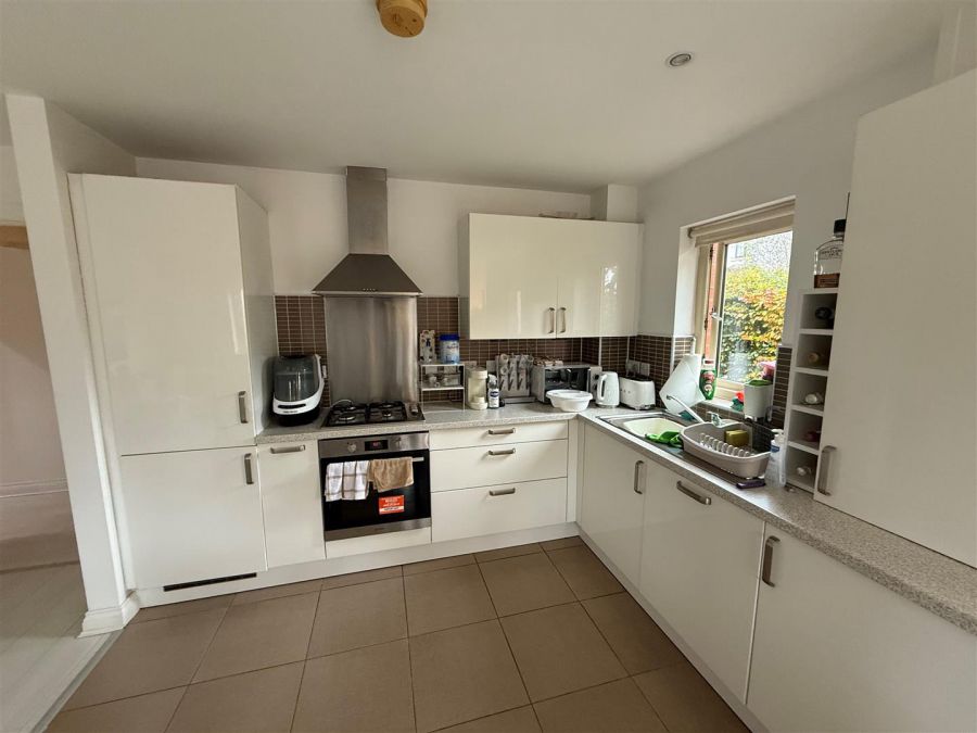 41 Coopers Mill Avenue