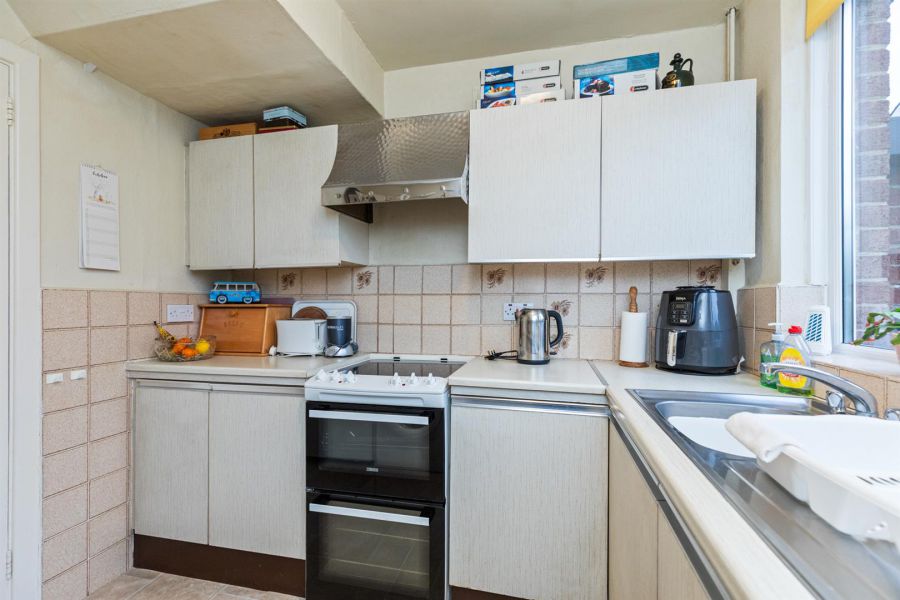 11 Ardvarna Crescent