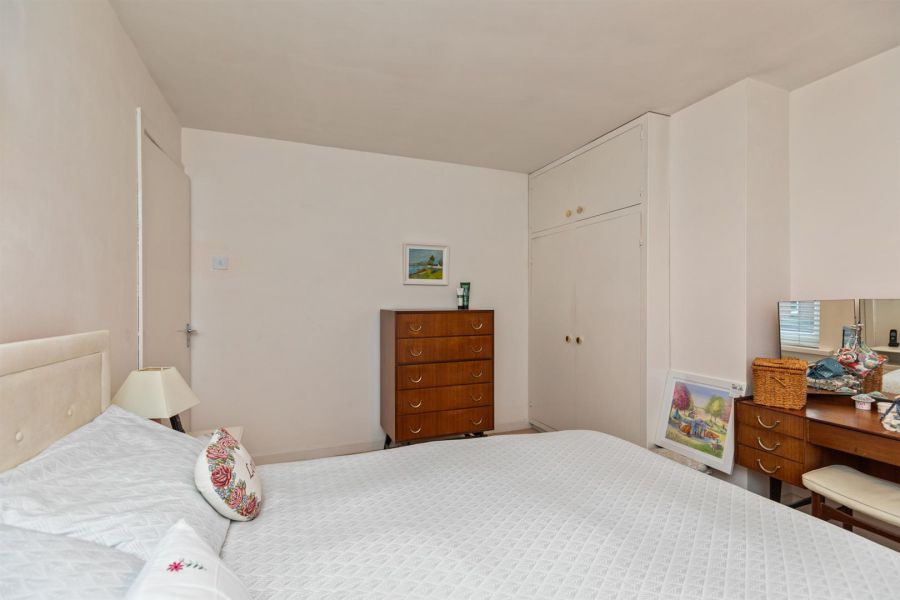 11 Ardvarna Crescent