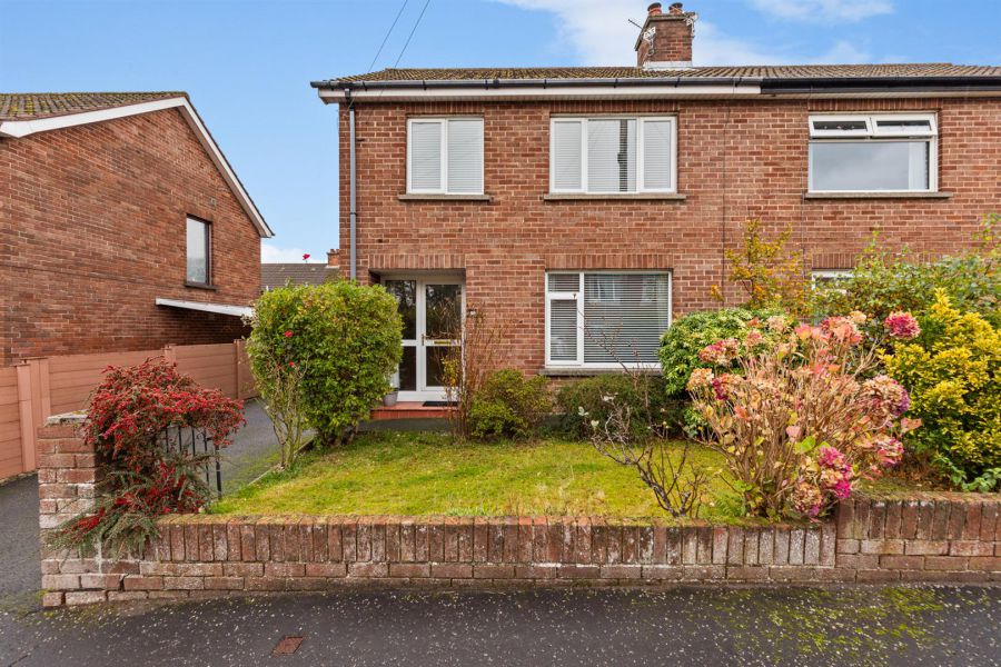 11 Ardvarna Crescent