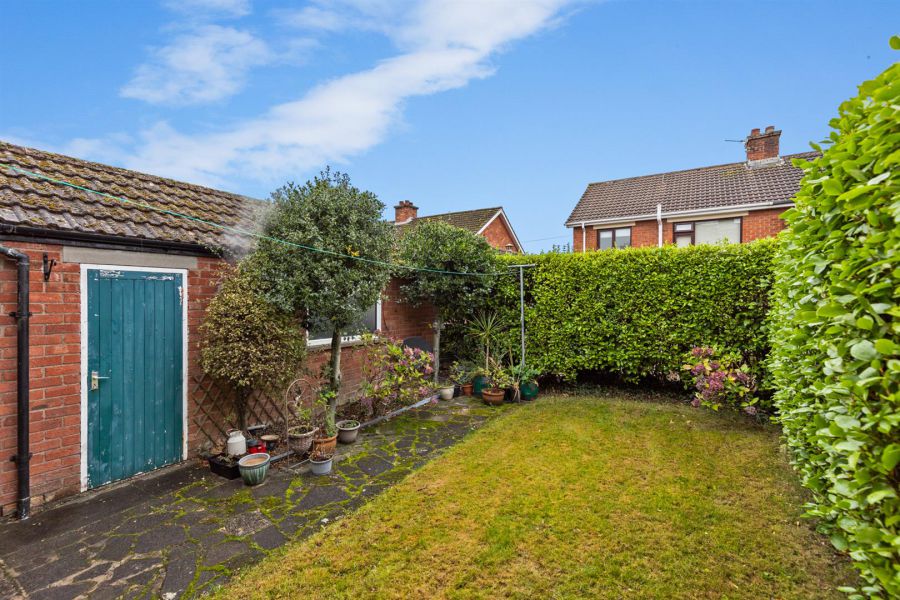 11 Ardvarna Crescent