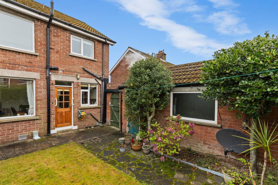 11 Ardvarna Crescent