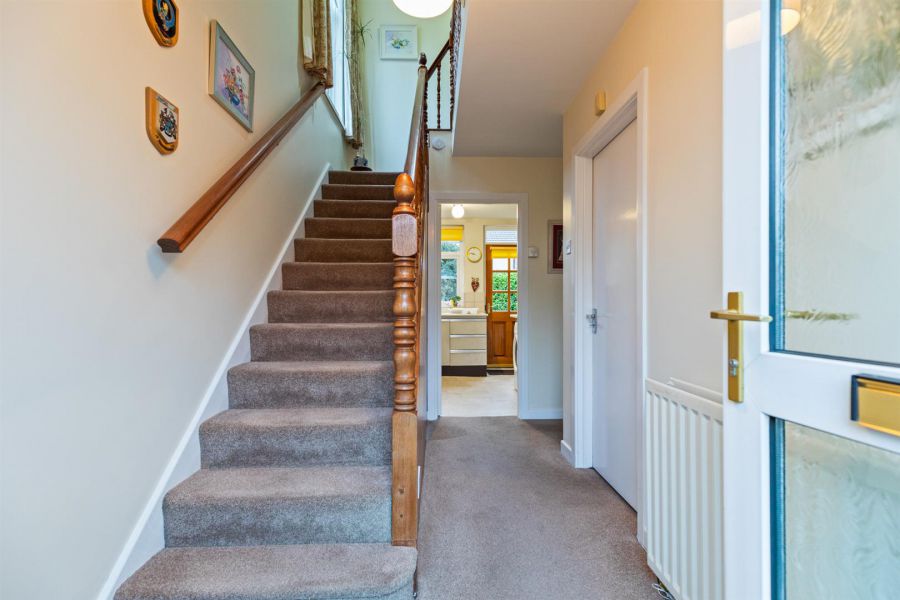 11 Ardvarna Crescent